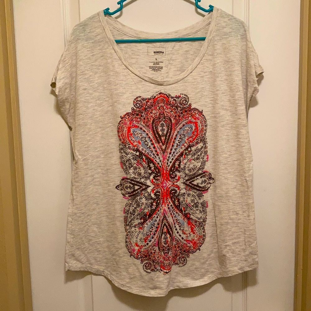 Sonoma Women’s Size L Grayish-tan Short Sleeve Tee with Beaded Design
